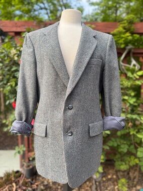 Classic Vintage Wool Herringbone Blazer